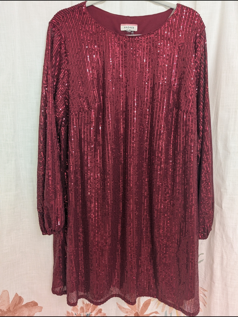Andrée by Unit Burgundy Sequin Shift Dress Boutique Holiday Party